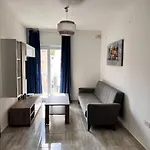 Alloggio in famiglia F3 2, Private Two Single Beds Shared Bathroom